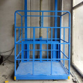 Chargez 2000kg d&#39;ascenseur de cargaison d&#39;entrepôt d&#39;ascenseur hydraulique de rail de guide pour des marchandises